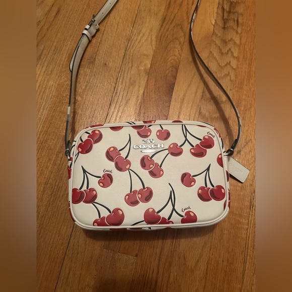 Coach Jamie Camera Bag In Smooth Leather Cherry Print Purse Crossbody NWOT - Picture 6 of 11